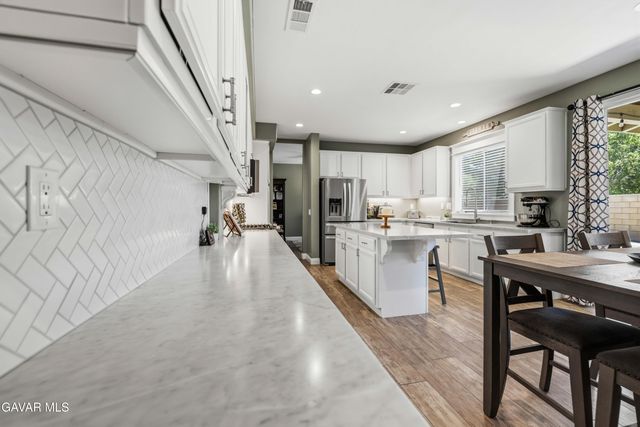 43708 Tahoe Way, Lancaster, CA 93536