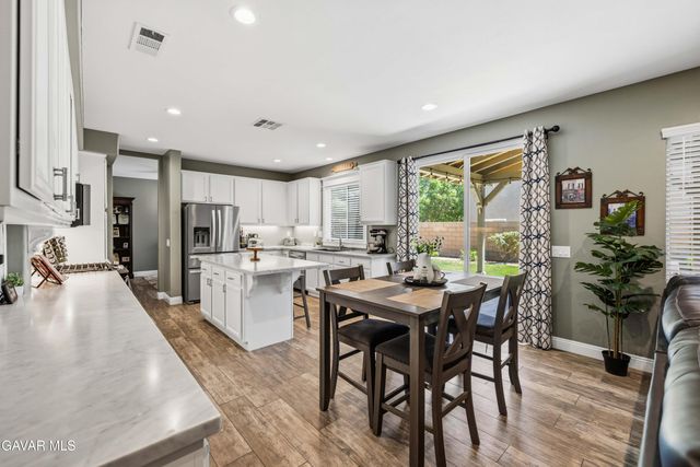 43708 Tahoe Way, Lancaster, CA 93536