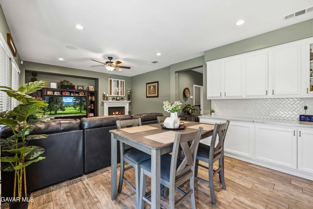 43708 Tahoe Way, Lancaster, CA 93536