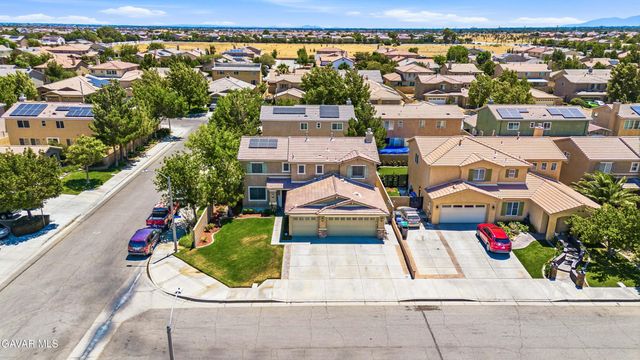 43708 Tahoe Way, Lancaster, CA 93536