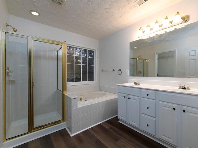 3219 Juniper NW Drive, Kennesaw, GA 30144