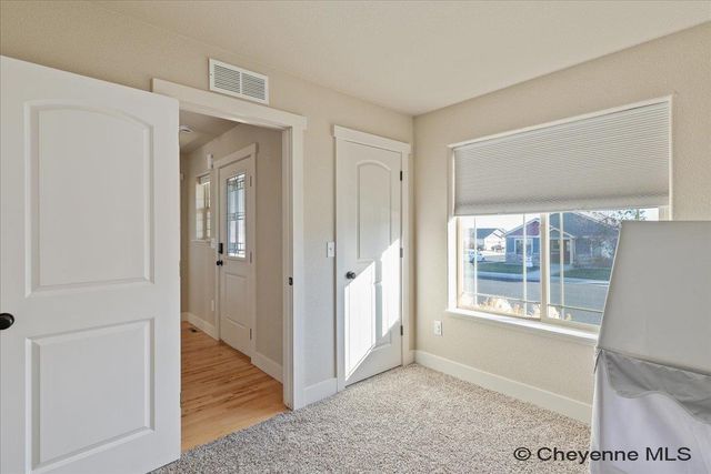 6526 HITCHING POST LN, Cheyenne, WY 82001