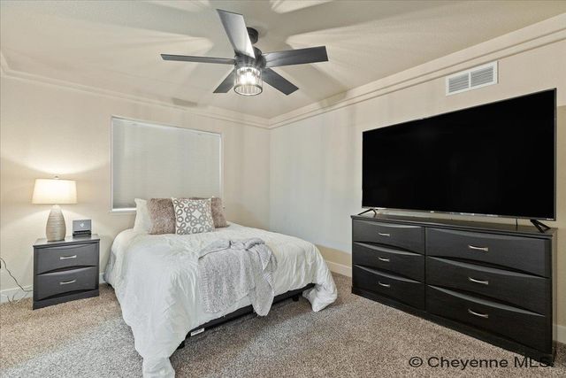 6526 HITCHING POST LN, Cheyenne, WY 82001