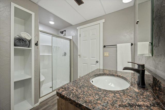 6526 HITCHING POST LN, Cheyenne, WY 82001