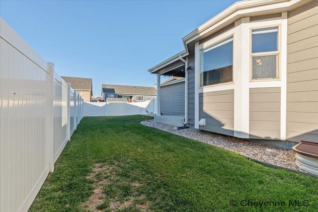 6526 HITCHING POST LN, Cheyenne, WY 82001