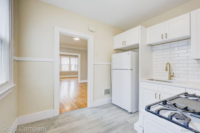 338 E Webster Street, Ferndale, MI 48220