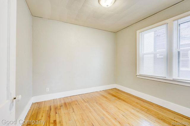 338 E Webster Street, Ferndale, MI 48220