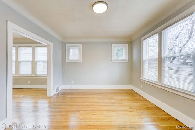 338 E Webster Street, Ferndale, MI 48220