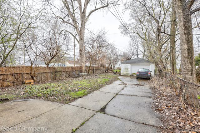 338 E Webster Street, Ferndale, MI 48220