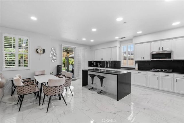 4222 Gardendale Court, Riverside, CA 92505
