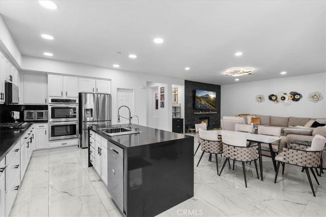 4222 Gardendale Court, Riverside, CA 92505