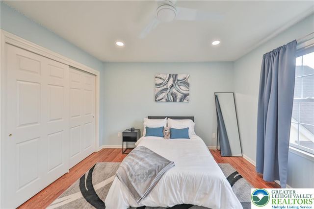 4544 Oakwood Lane, Lower Nazareth Twp, PA 18064
