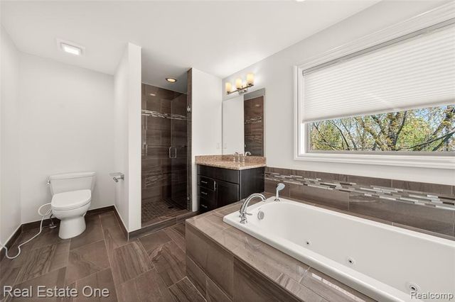 4702 Mankato Avenue, Royal Oak, MI 48073