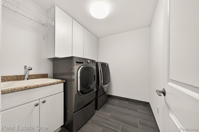 4702 Mankato Avenue, Royal Oak, MI 48073