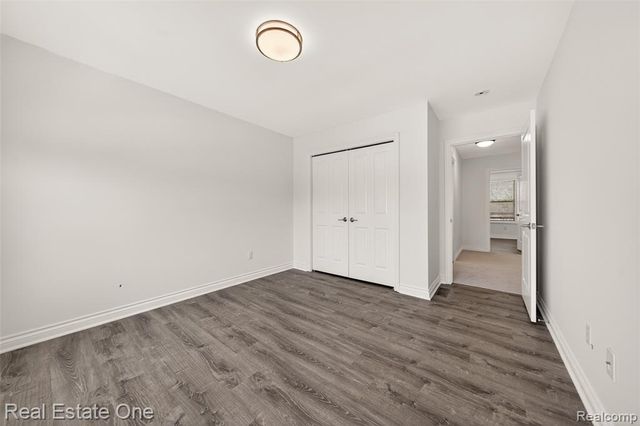 4702 Mankato Avenue, Royal Oak, MI 48073