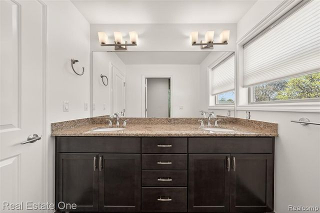 4702 Mankato Avenue, Royal Oak, MI 48073