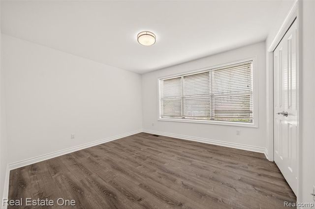 4702 Mankato Avenue, Royal Oak, MI 48073