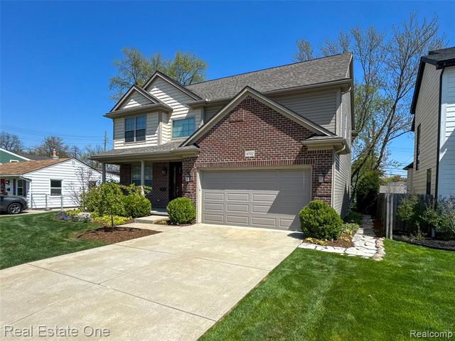 4702 Mankato Avenue, Royal Oak, MI 48073