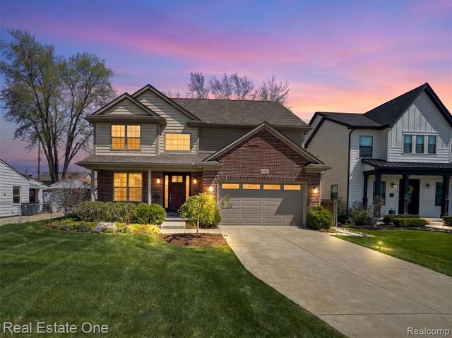 4702 Mankato Avenue, Royal Oak, MI 48073