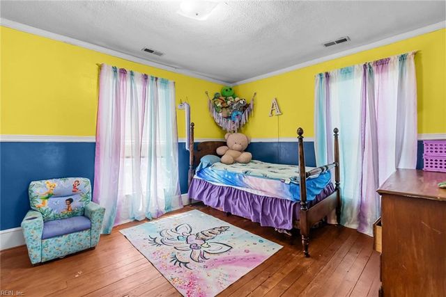 22293 Linden ST, Courtland, VA 23837