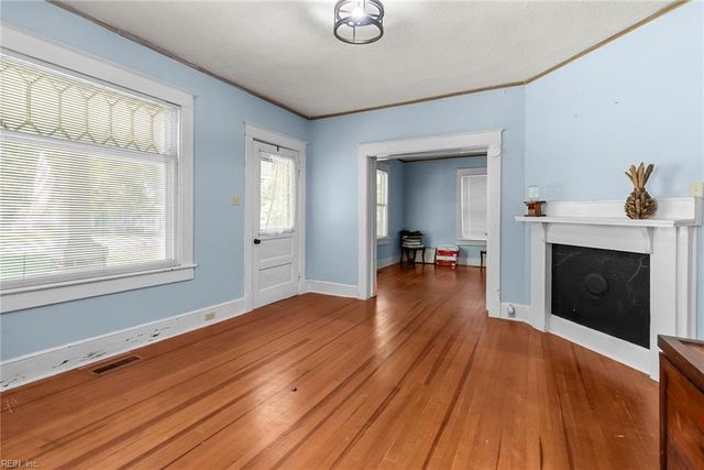22293 Linden ST, Courtland, VA 23837