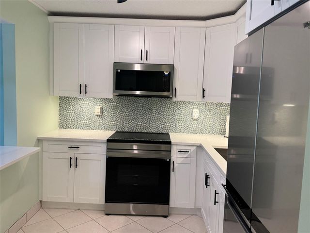 9300 SW 8th Street 215, Boca Raton, FL 33428