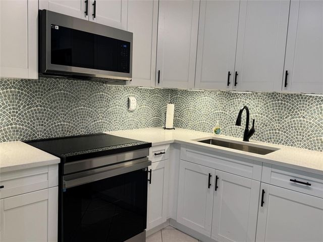 9300 SW 8th Street 215, Boca Raton, FL 33428