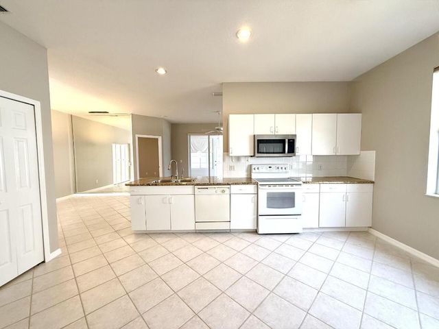 988 NW Tuscany Drive, Port St. Lucie, Port St Lucie, FL 34986