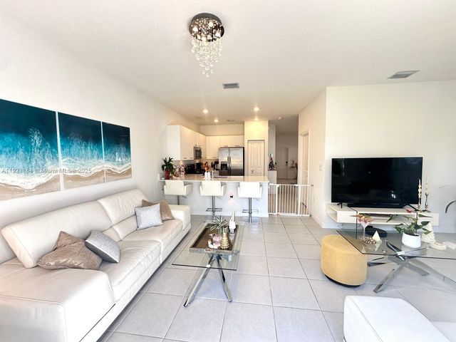 12641 NW 23rd Pl, Miami, FL 33167