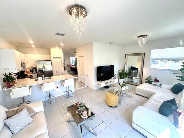 12641 NW 23rd Pl, Miami, FL 33167