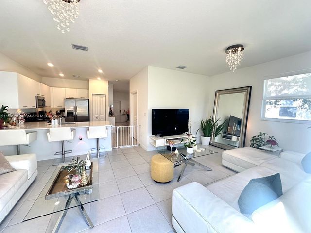 12641 NW 23rd Pl, Miami, FL 33167