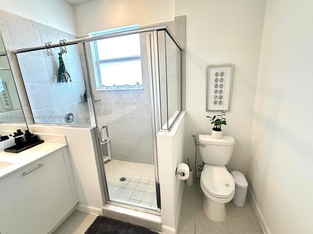 12641 NW 23rd Pl, Miami, FL 33167