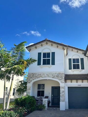 12641 NW 23rd Pl, Miami, FL 33167