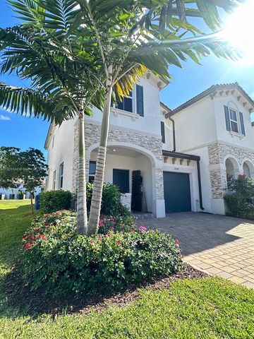 12641 NW 23rd Pl, Miami, FL 33167