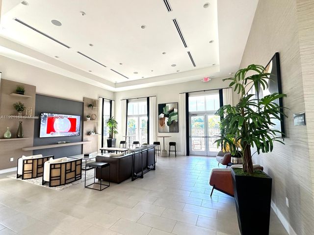 12641 NW 23rd Pl, Miami, FL 33167