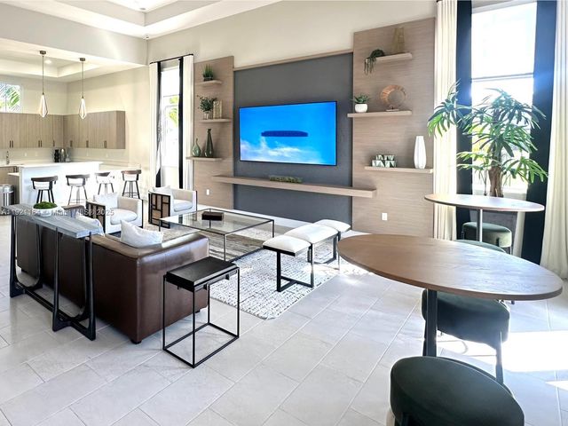 12641 NW 23rd Pl, Miami, FL 33167