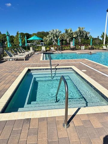 12641 NW 23rd Pl, Miami, FL 33167