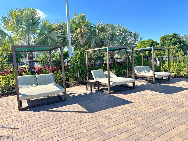 12641 NW 23rd Pl, Miami, FL 33167