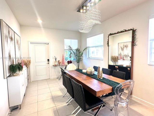 12641 NW 23rd Pl, Miami, FL 33167