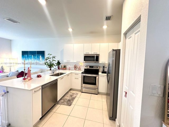 12641 NW 23rd Pl, Miami, FL 33167