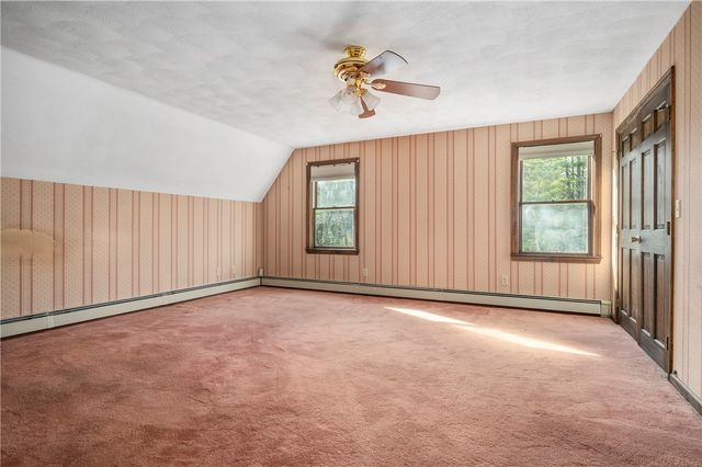 5 Lincoln Drive, North Smithfield, RI 02896