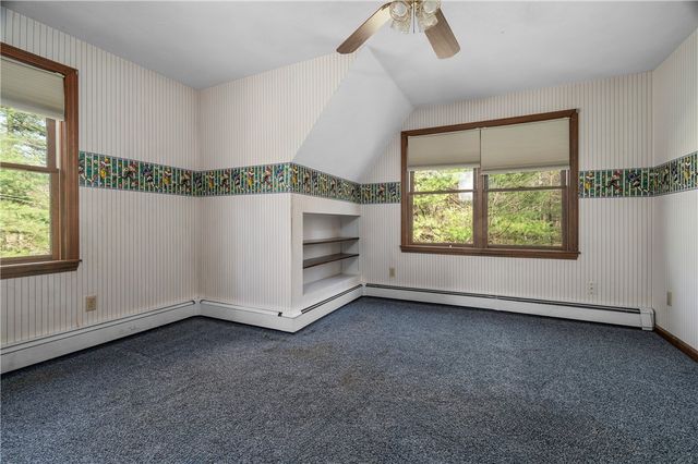 5 Lincoln Drive, North Smithfield, RI 02896