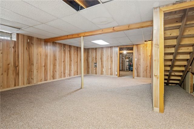 5 Lincoln Drive, North Smithfield, RI 02896