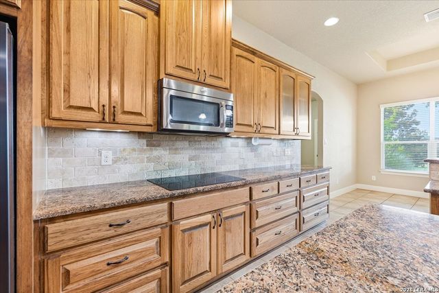 133 Copper Creek Dr, La Vernia, TX 78121