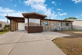 1011 CLAUDINE Street NE, Albuquerque, NM 87112