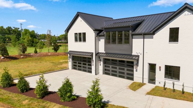 7090 Anna Drive, Brentwood, TN 37027