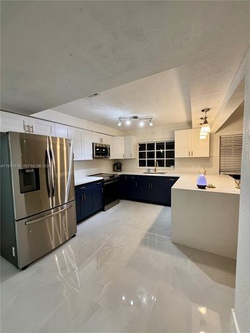 19730 NW 3rd Ct, Miami Gardens, FL 33169