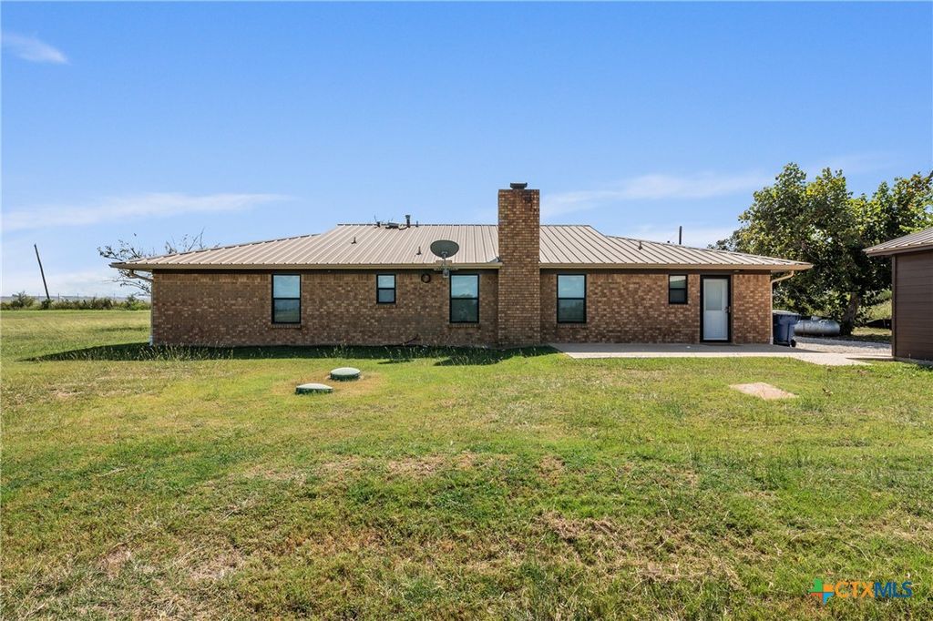 Image 38 of property listing at 6950 Stallion Road, Temple, TX 76501