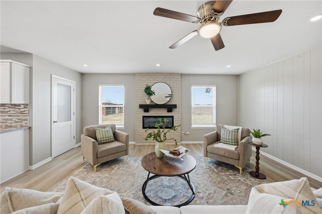 Image 9 of property listing at 6950 Stallion Road, Temple, TX 76501