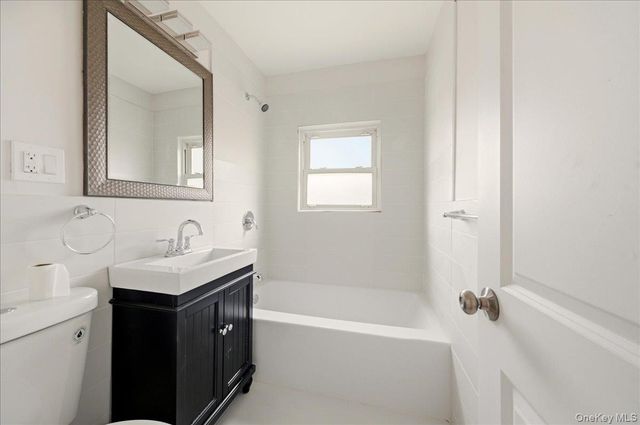 3227 Griswold Avenue, Bronx, NY 10465